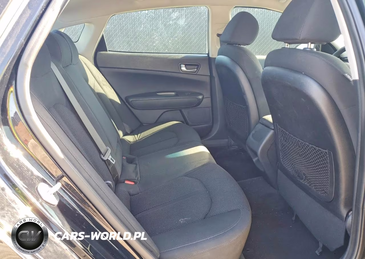 2020 Kia Optima Lx VIN:5XXGT4L31LG451556 - 10