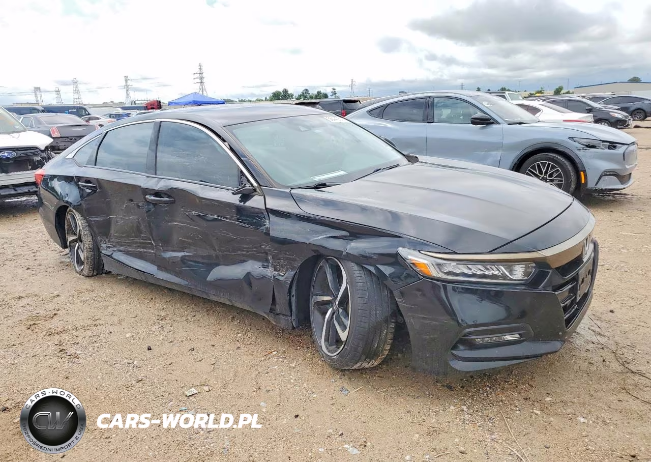 2018 Honda Accord Sport VIN:1HGCV1F39JA232535 - 4