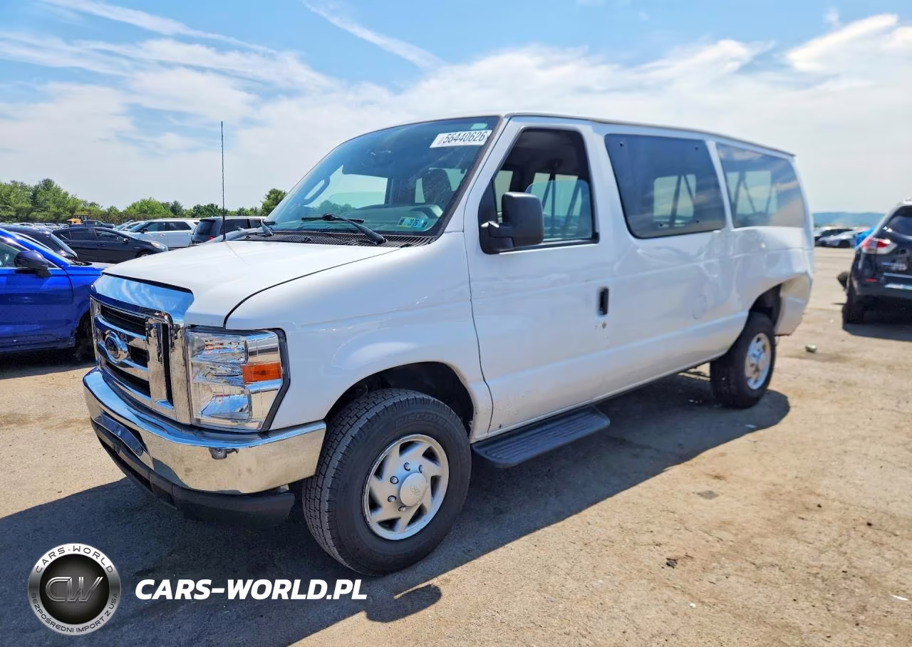 2014 Ford Econoline E350 Super Duty Wagon