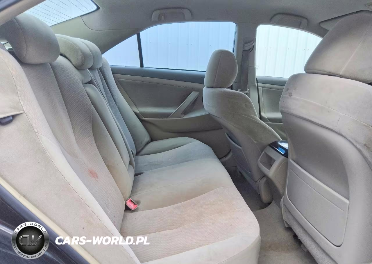 2010 Toyota Camry Le VIN:4T4BF3EK2AR022824 - 10