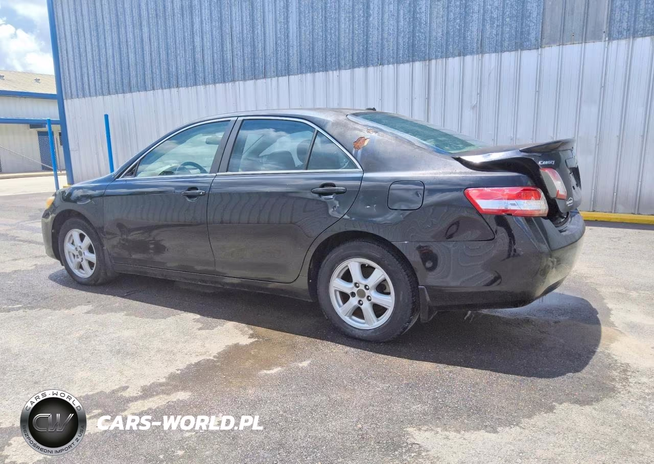 2010 Toyota Camry Le VIN:4T4BF3EK2AR022824 - 2