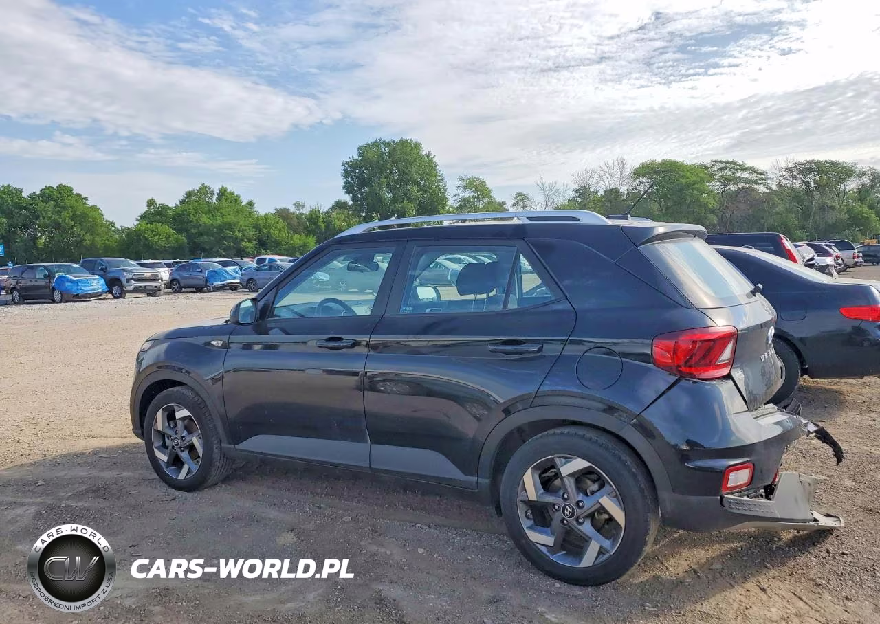 2025 Hyundai Venue Sel VIN:KMHRC8A30SU353660 - 2