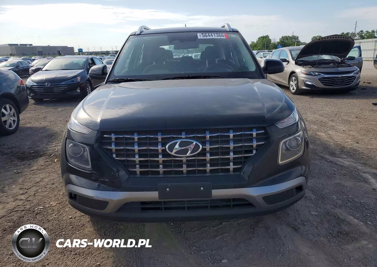 2025 Hyundai Venue Sel VIN:KMHRC8A30SU353660 - 5