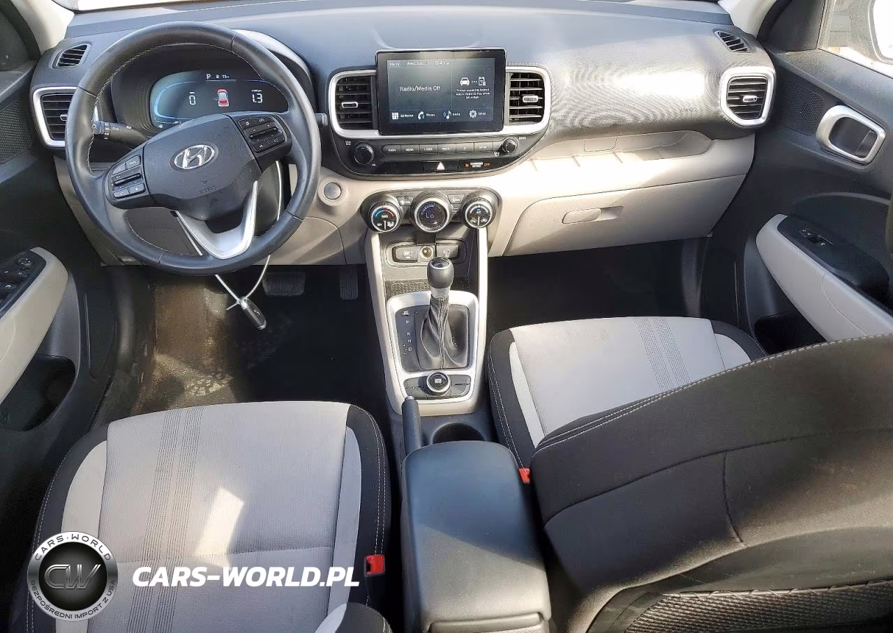 2025 Hyundai Venue Sel VIN:KMHRC8A30SU353660 - 8