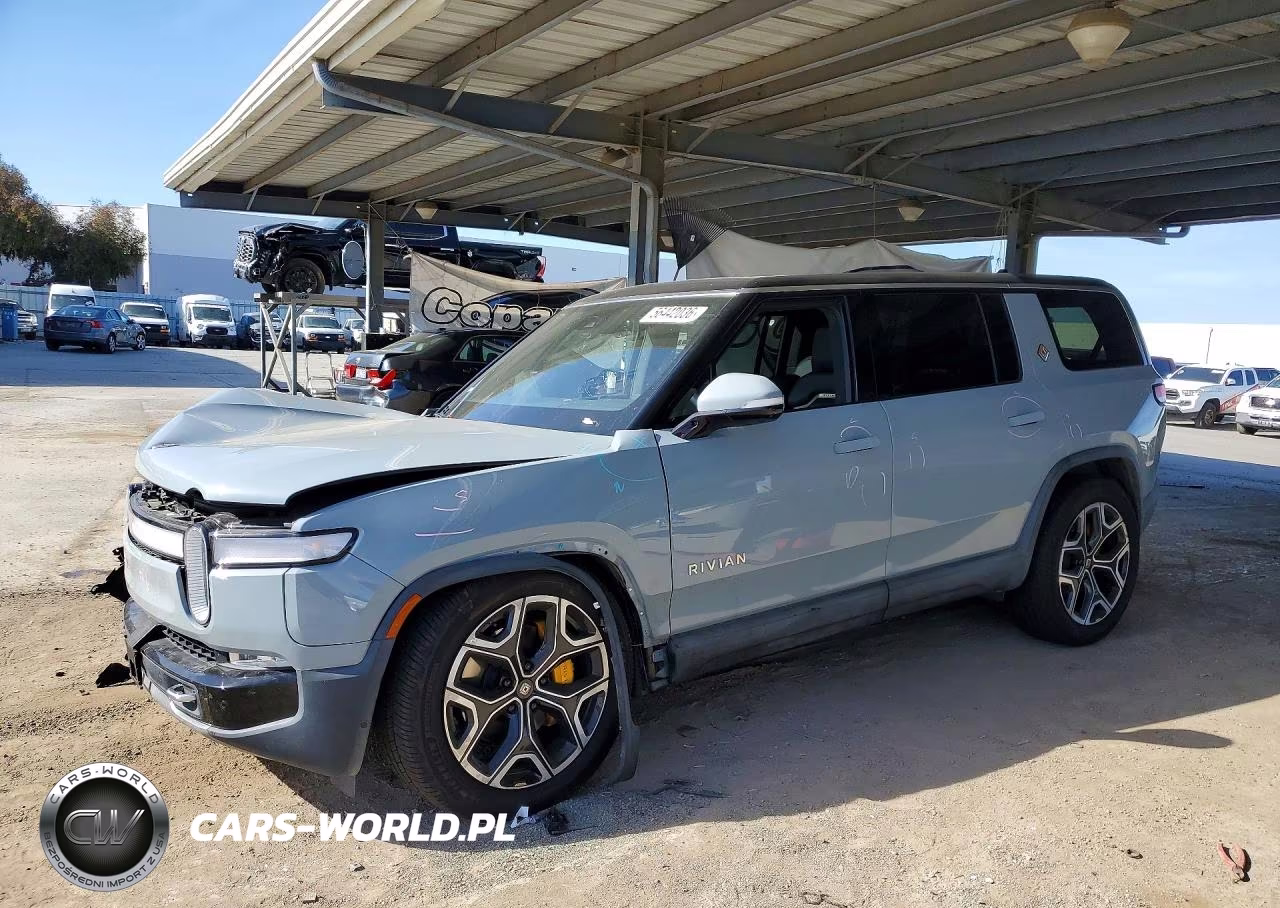 2023 Rivian R1S Adventure – zdjęcie 1 z 13