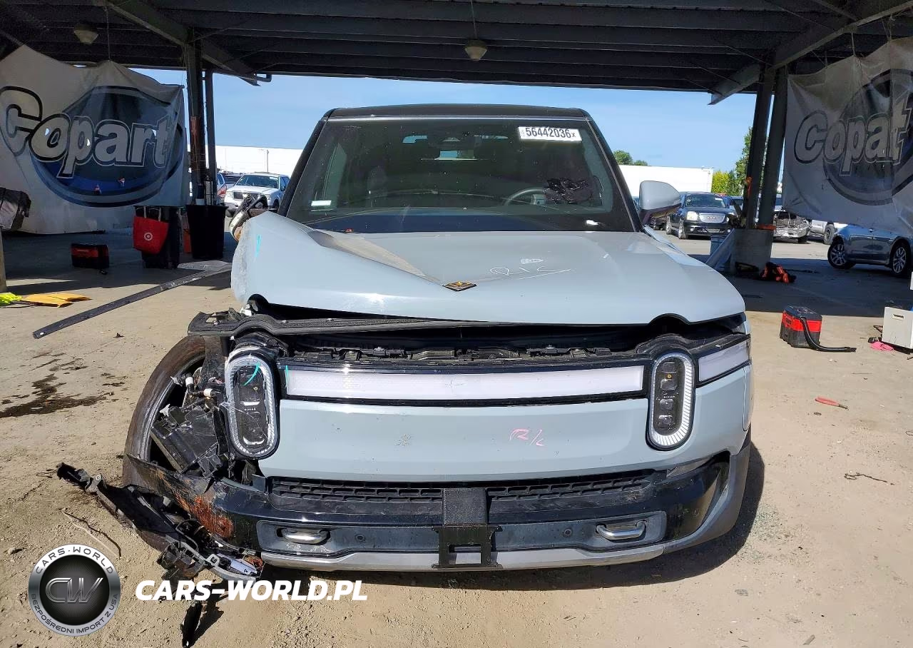 2023 Rivian R1S Adventure VIN:7PDSGABA2PN004010 - 5