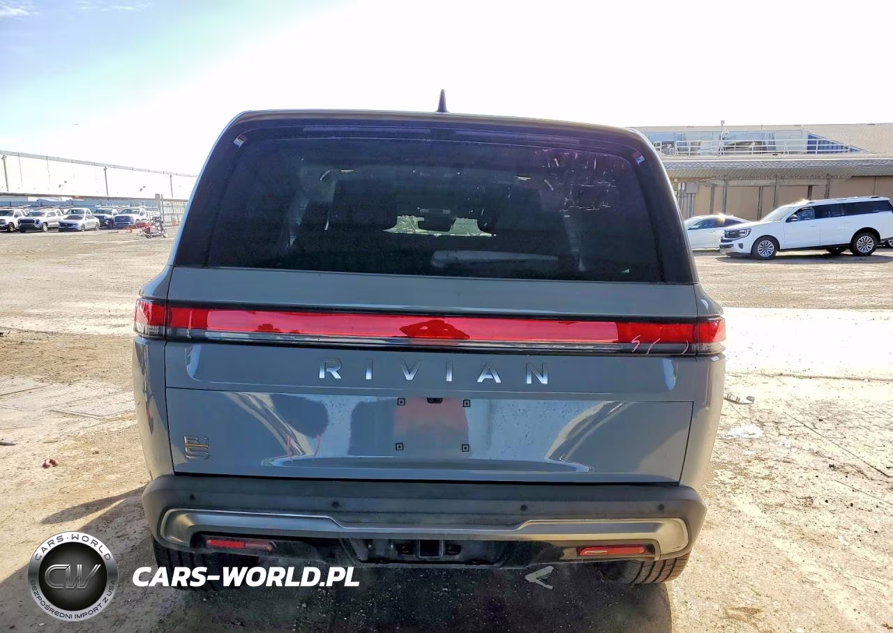 2023 Rivian R1S Adventure VIN:7PDSGABA2PN004010 - 6