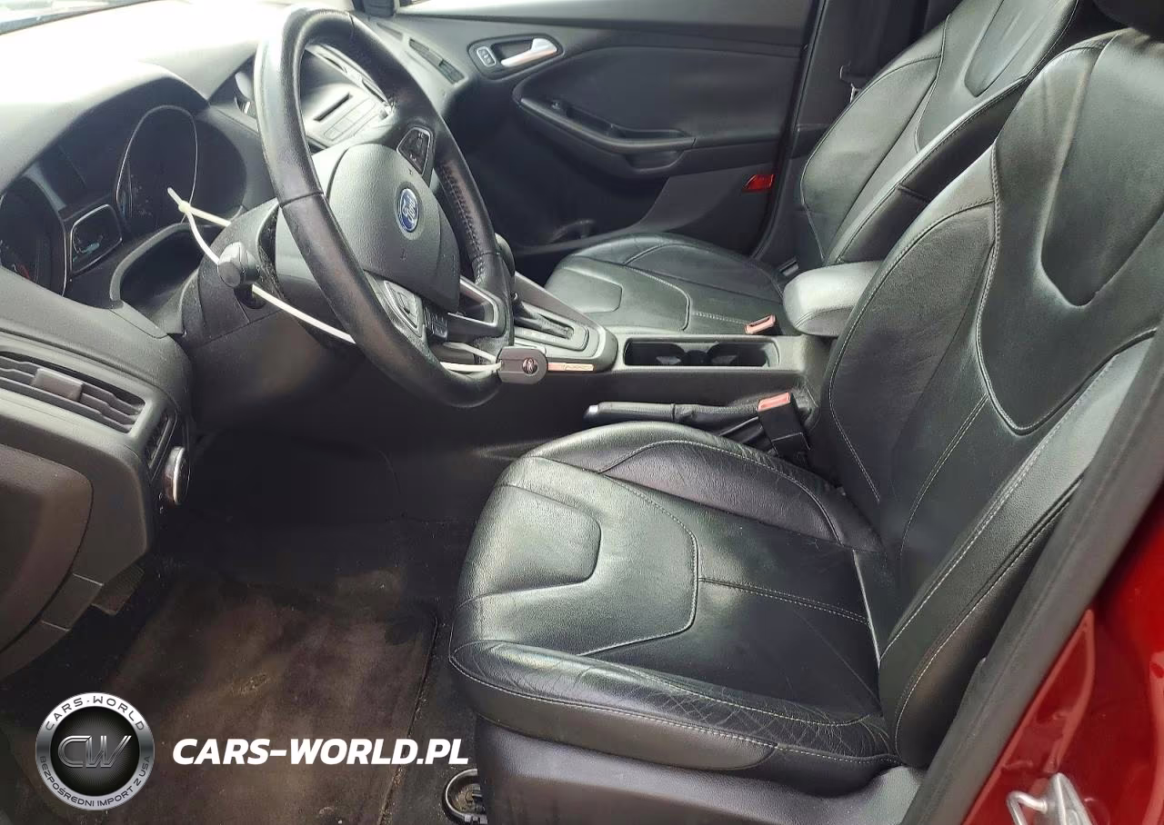 2016 Ford Focus Se VIN:1FADP3K20GL311794 - 7