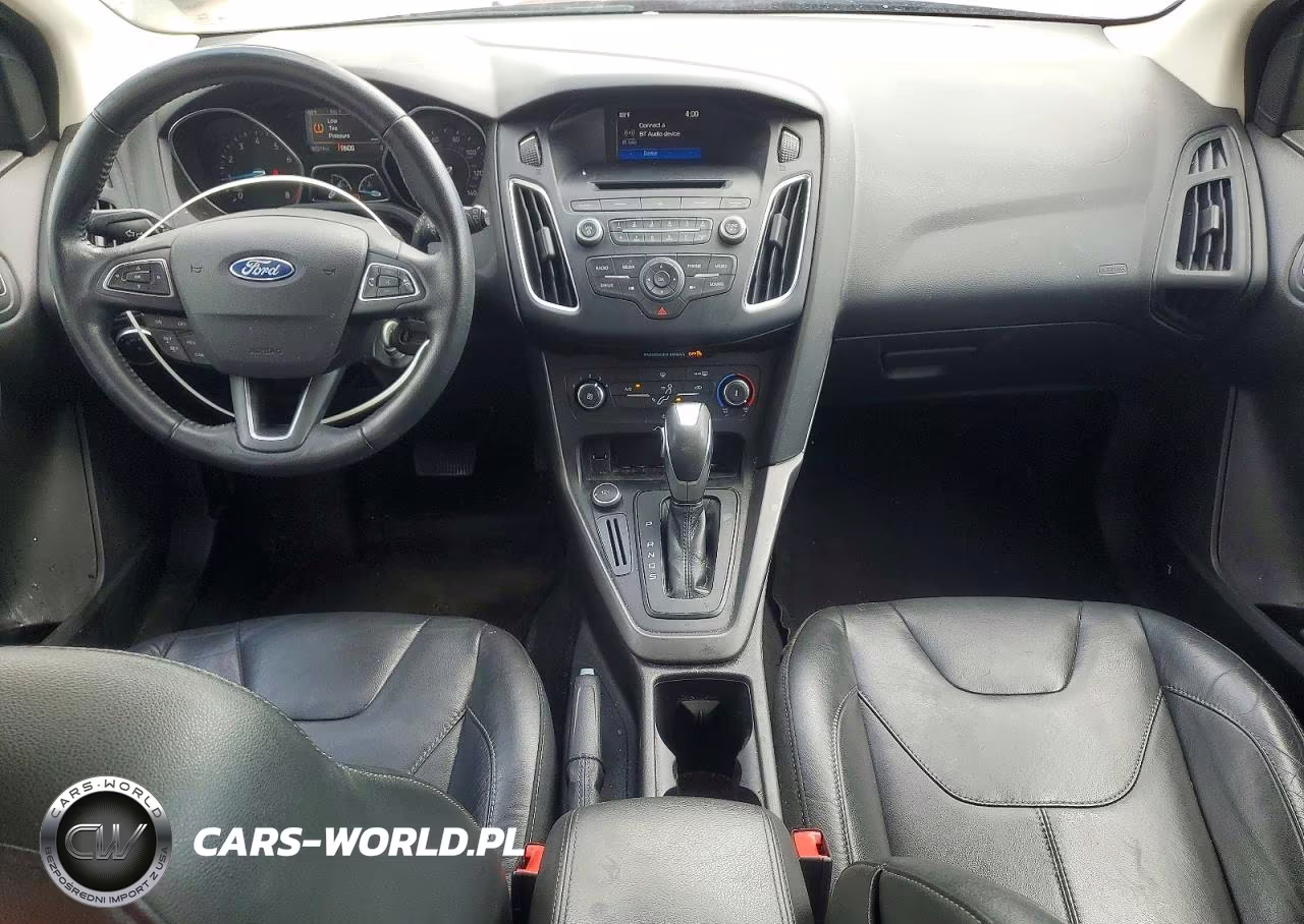2016 Ford Focus Se VIN:1FADP3K20GL311794 - 8
