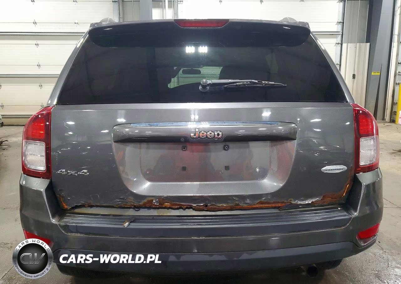 2014 Jeep Compass Latitude VIN:1C4NJDEB0ED784507 - 6
