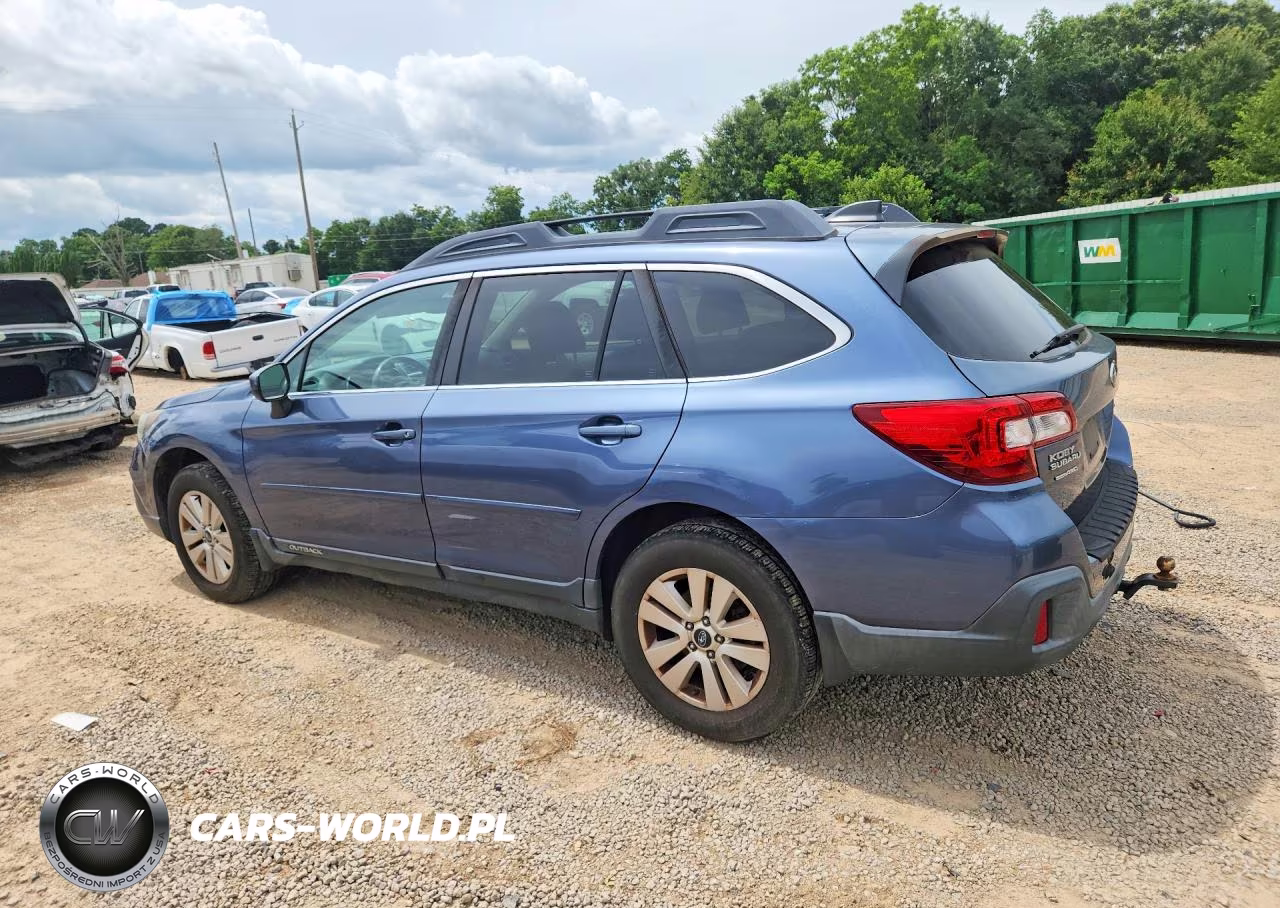 2018 Subaru Outback 2.5I Premium VIN:4S4BSACC9J3290720 - 2