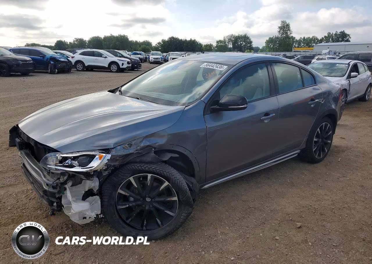 2016 Volvo S60 Cross Country T5