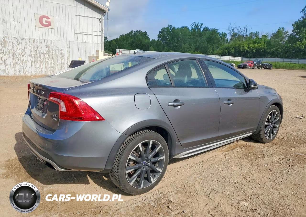 2016 Volvo S60 Cross Country T5 VIN:YV4612UM2G2001193 - 3