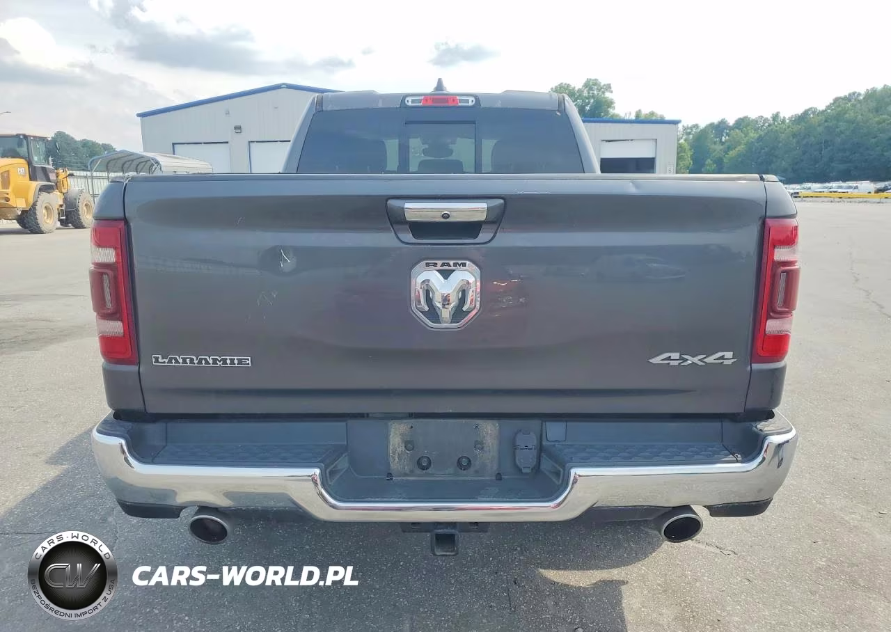 2020 Ram 1500 Laramie VIN:1C6SRFDT1LN111421 - 6