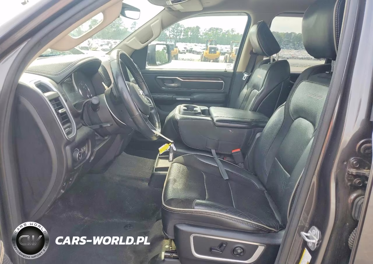 2020 Ram 1500 Laramie VIN:1C6SRFDT1LN111421 - 7