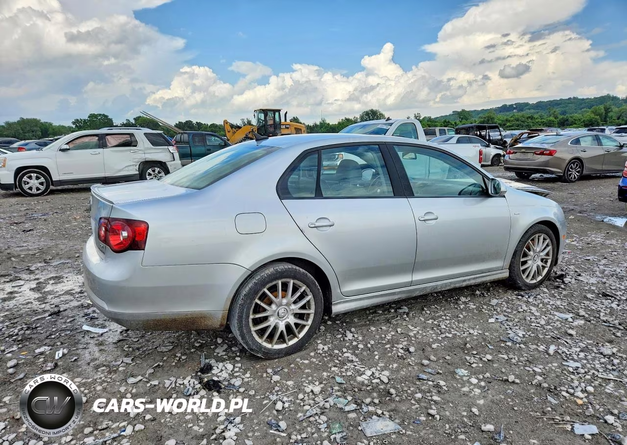 2008 Volkswagen Jetta Wolfsburg VIN:3VWRJ71K58M180949 - 3