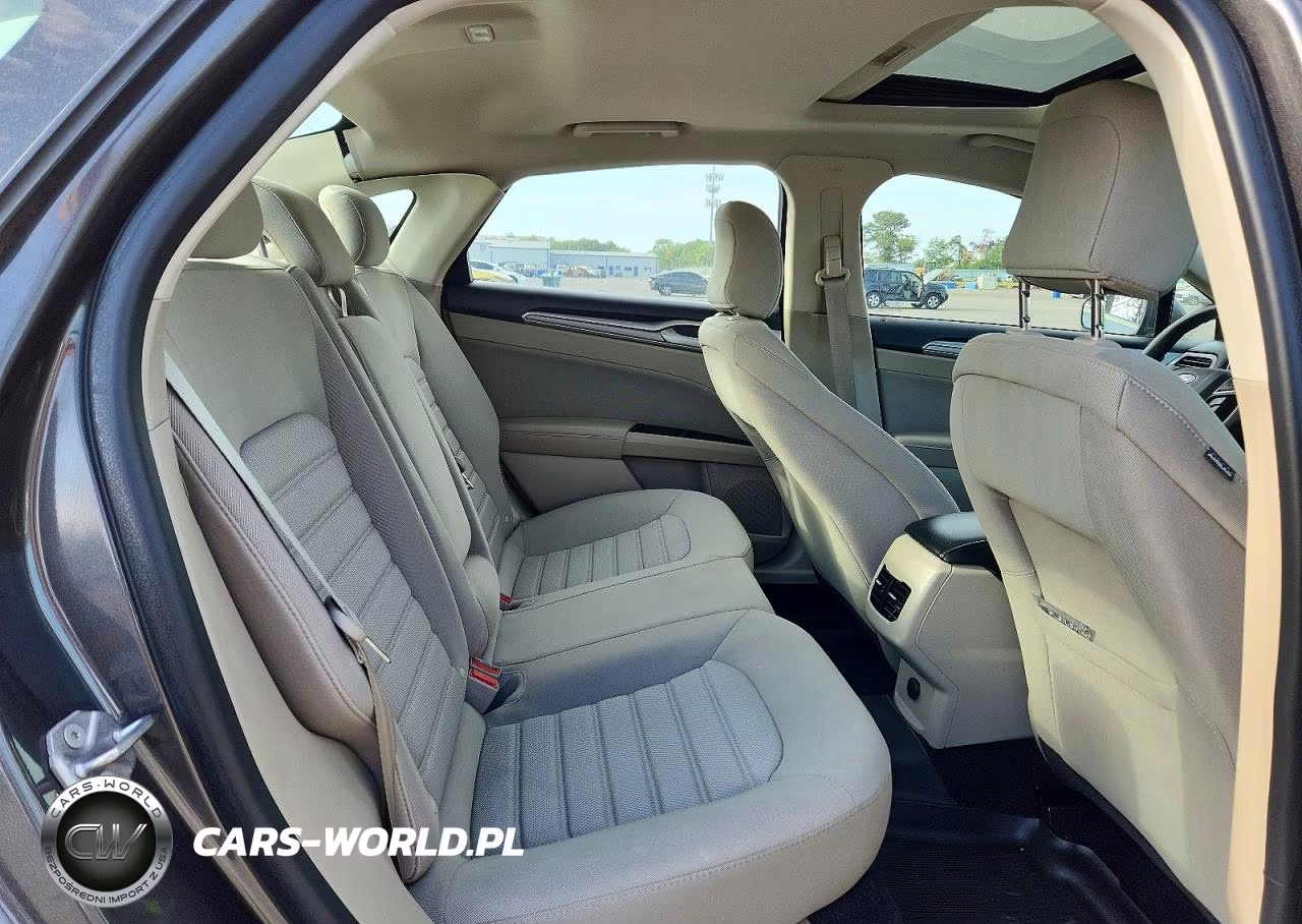 2020 Ford Fusion Se VIN:3FA6P0LU5LR183202 - 10