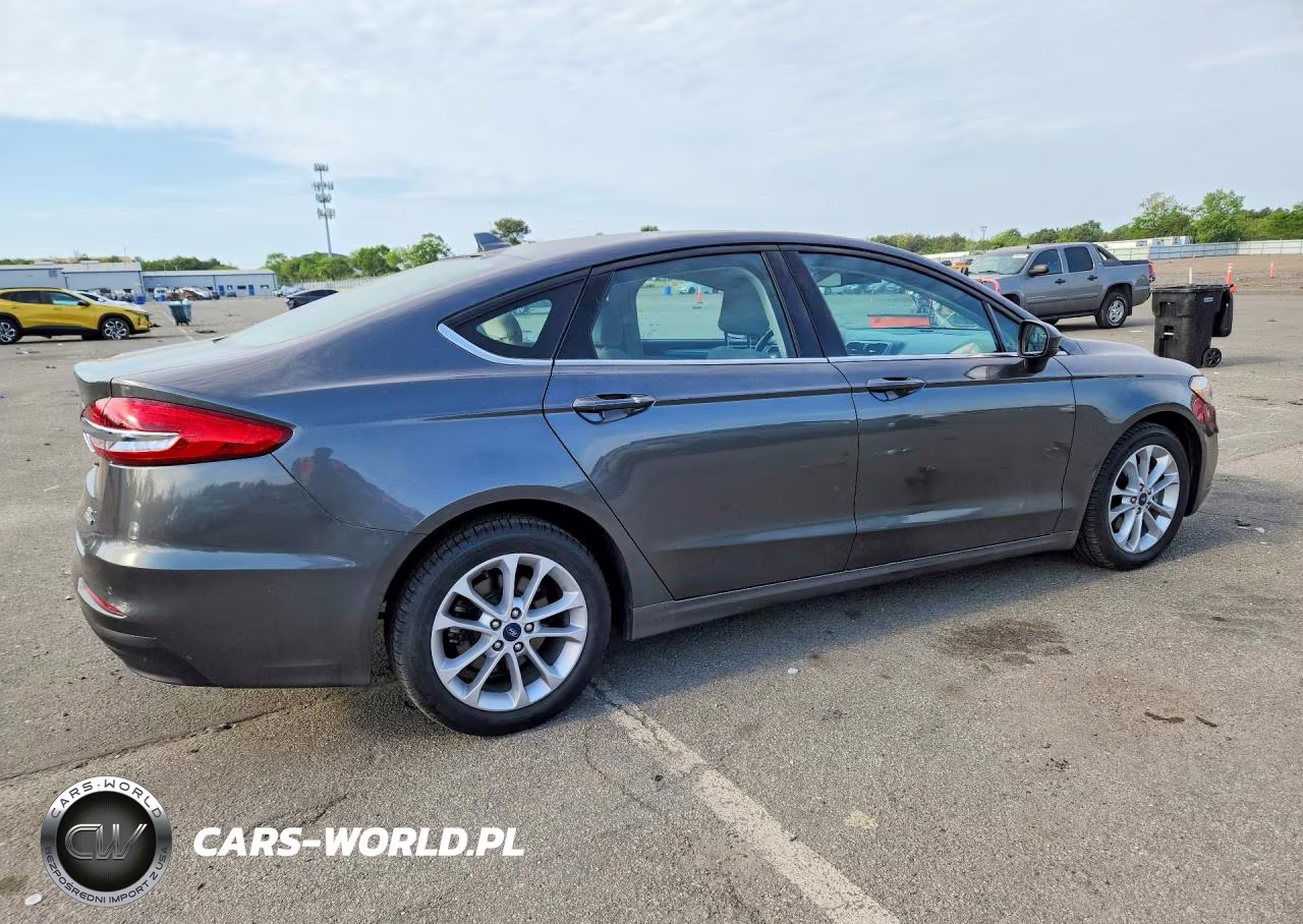 2020 Ford Fusion Se VIN:3FA6P0LU5LR183202 - 3