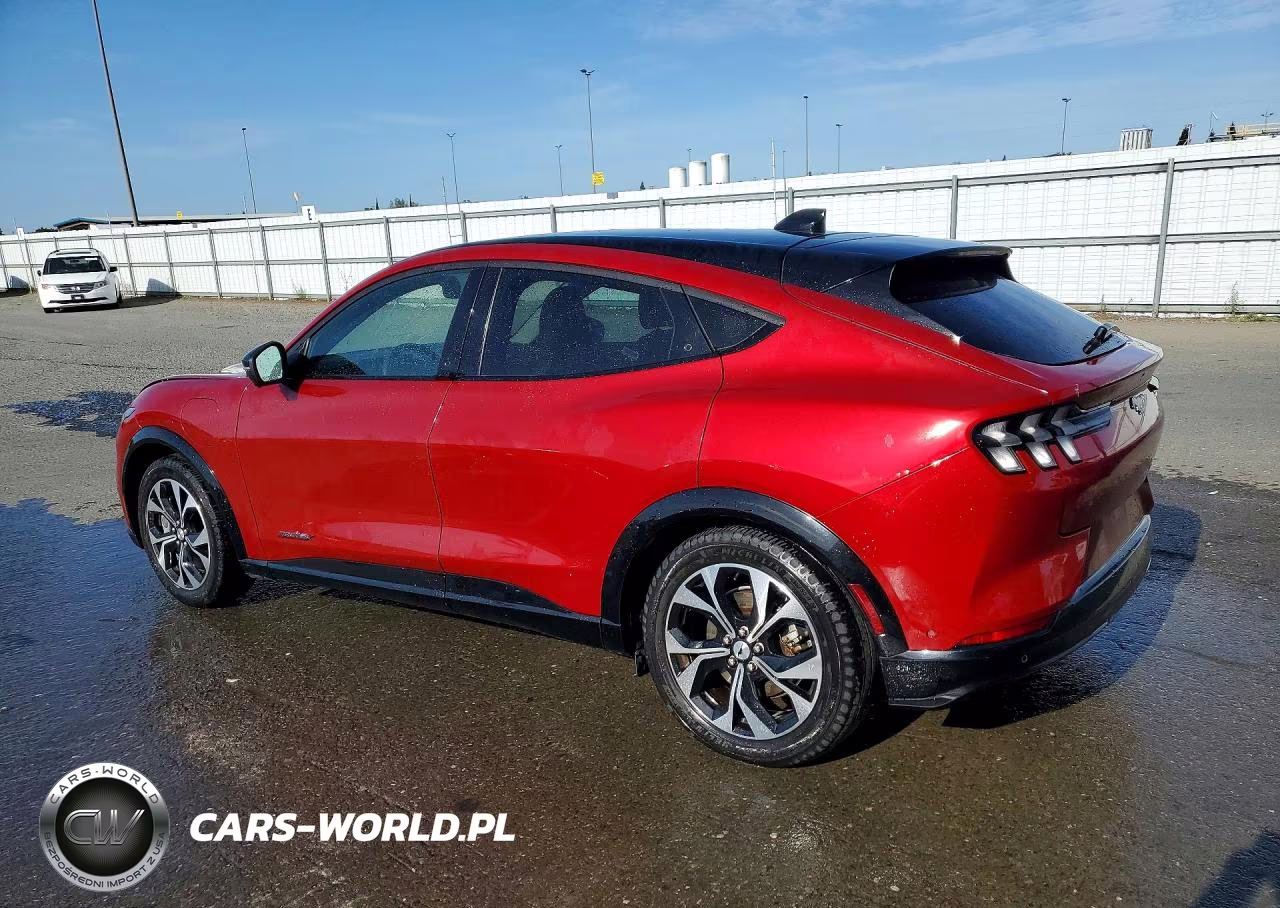 2023 Ford Mustang Mach-E Premium VIN:3FMTK3SU1PMB06744 - 2