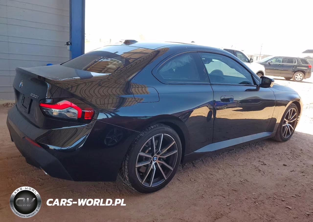 2024 BMW 230I VIN:3MW23CM06R8E10457 - 3