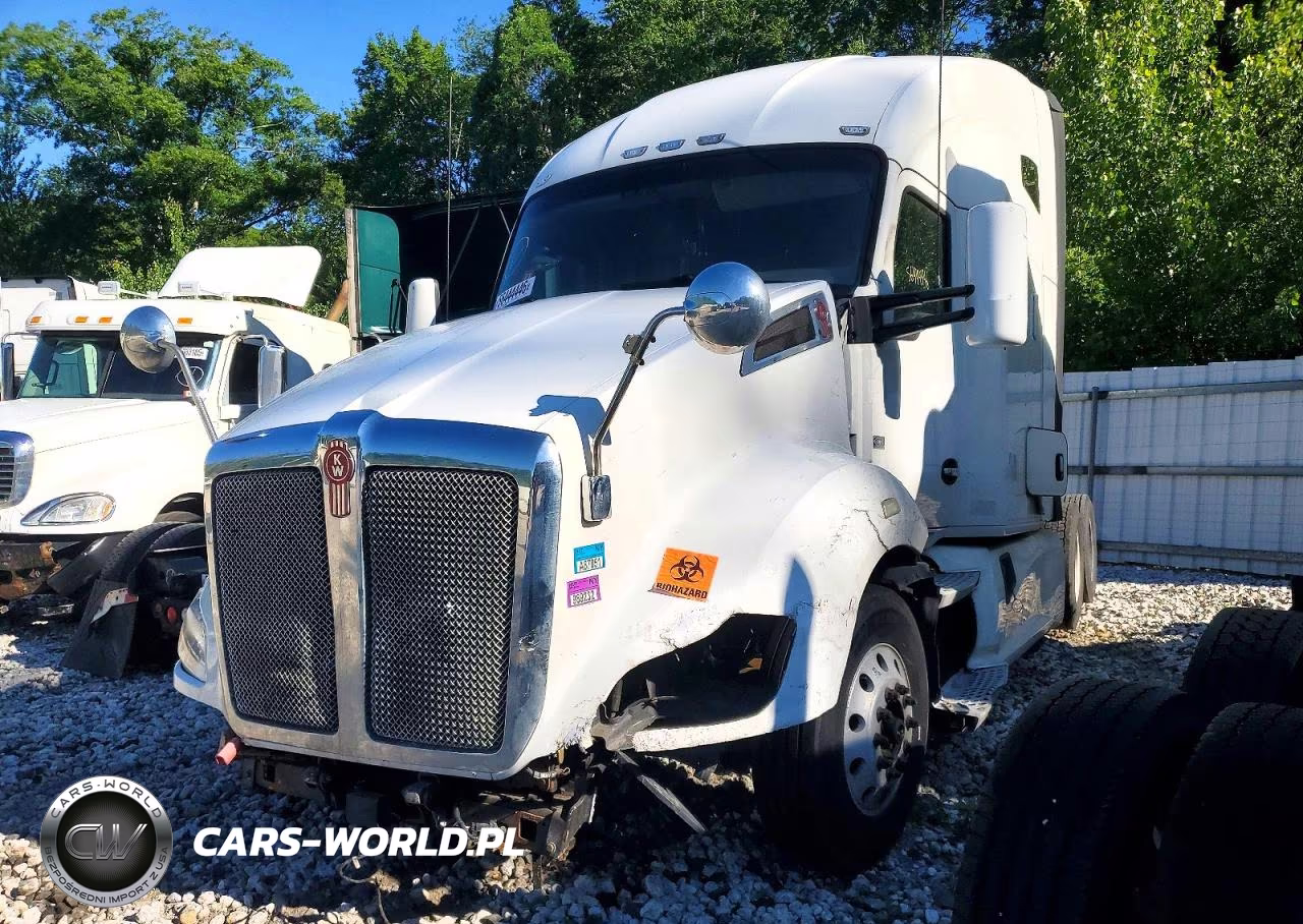 2017 Kenworth T680 Semi Truck VIN:1XKYDP9X8HJ145863 - 2