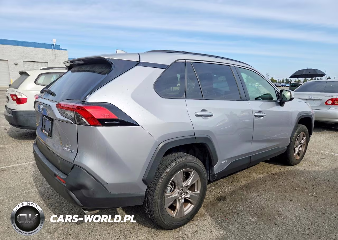 2023 Toyota Rav4 Le VIN:JTMMWRFV7PD194200 - 3