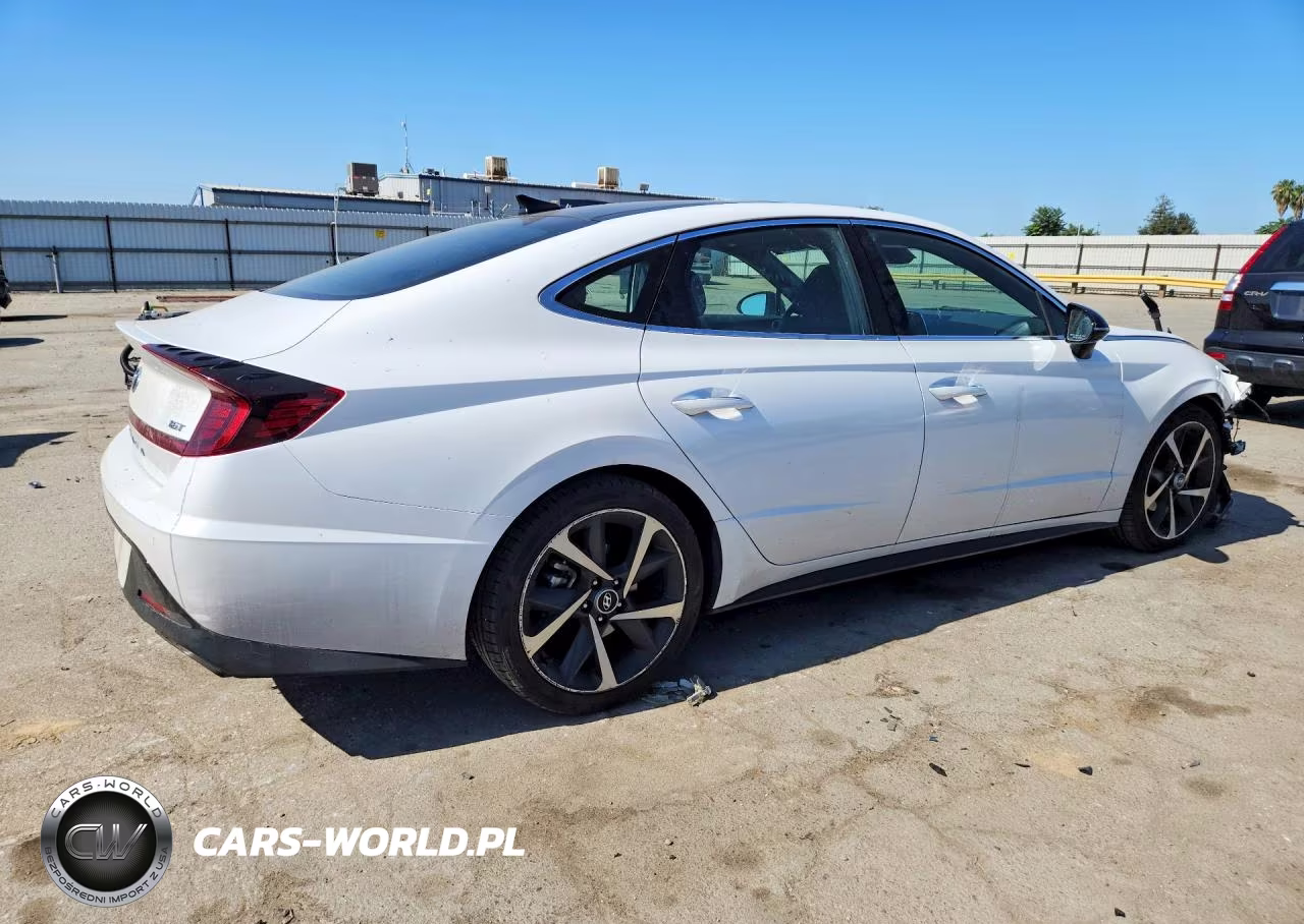 2023 Hyundai Sonata Sel Plus VIN:KMHL44J21PA279841 - 3