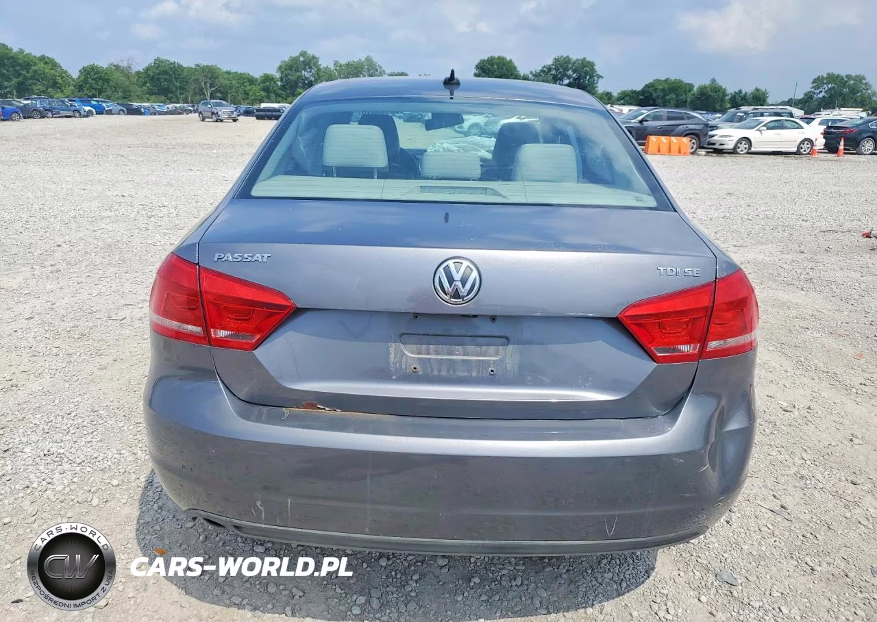 2015 Volkswagen Passat Se VIN:1VWBV7A3XFC025648 - 6
