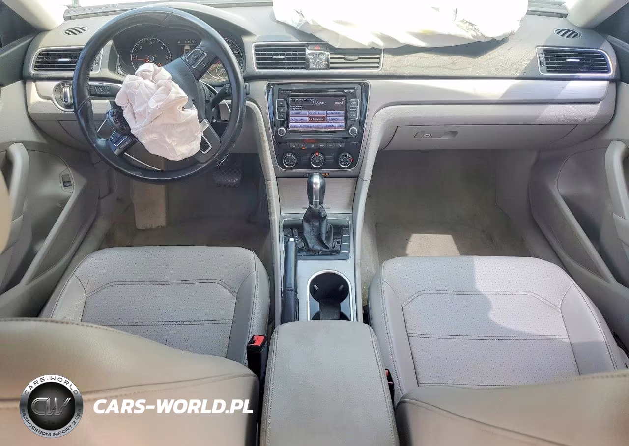 2015 Volkswagen Passat Se VIN:1VWBV7A3XFC025648 - 8