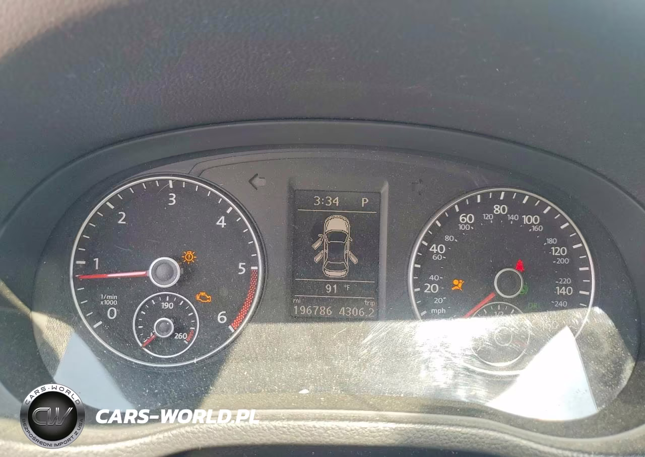 2015 Volkswagen Passat Se VIN:1VWBV7A3XFC025648 - 9