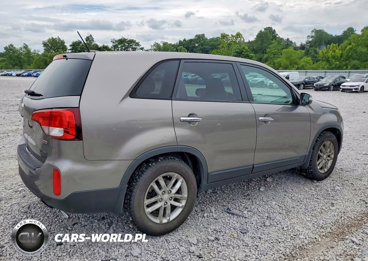 2014 Kia Sorento Lx VIN:5XYKT3A65EG454220 - 3