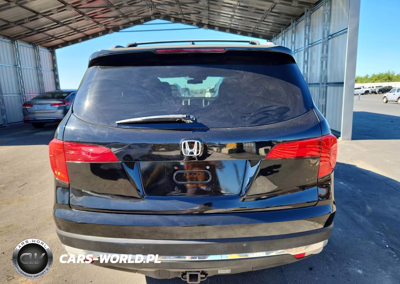 2017 Honda Pilot Elite VIN:5FNYF6H08HB074241 - 6