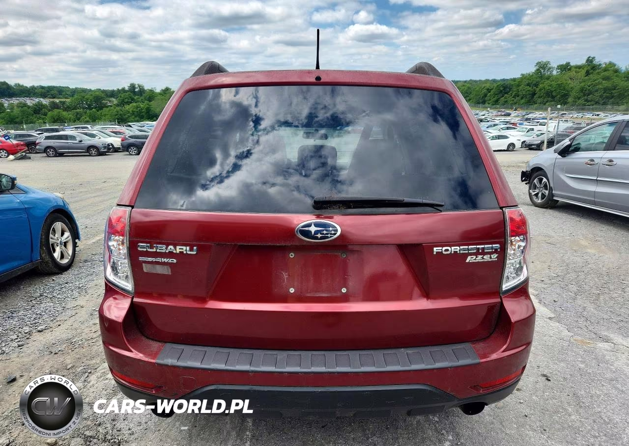 2011 Subaru Forester 2.5X Premium VIN:JF2SHADC2BH730817 - 6
