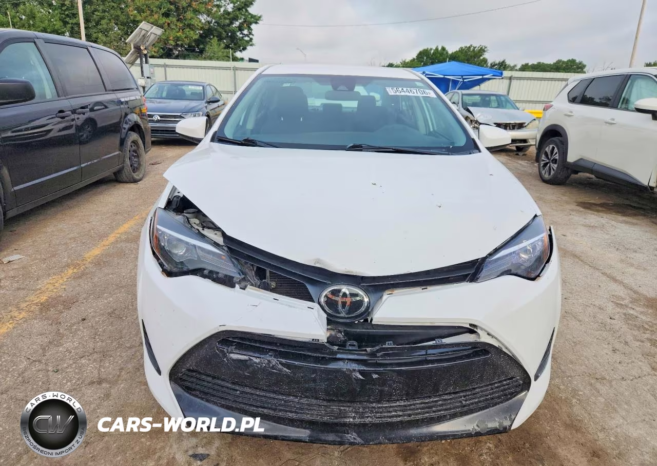 2019 Toyota Corolla Le VIN:2T1BURHEXKC241588 - 5