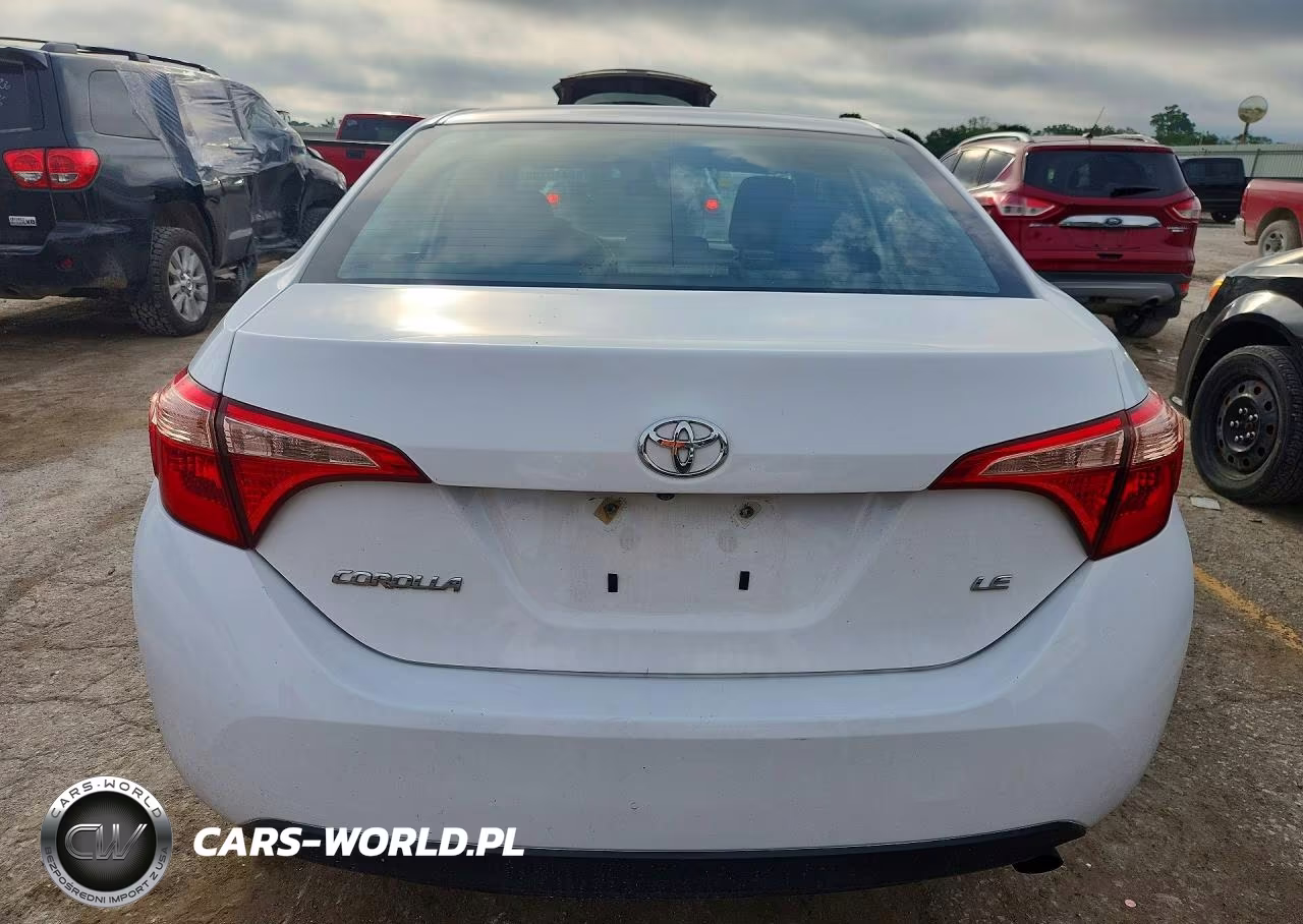 2019 Toyota Corolla Le VIN:2T1BURHEXKC241588 - 6