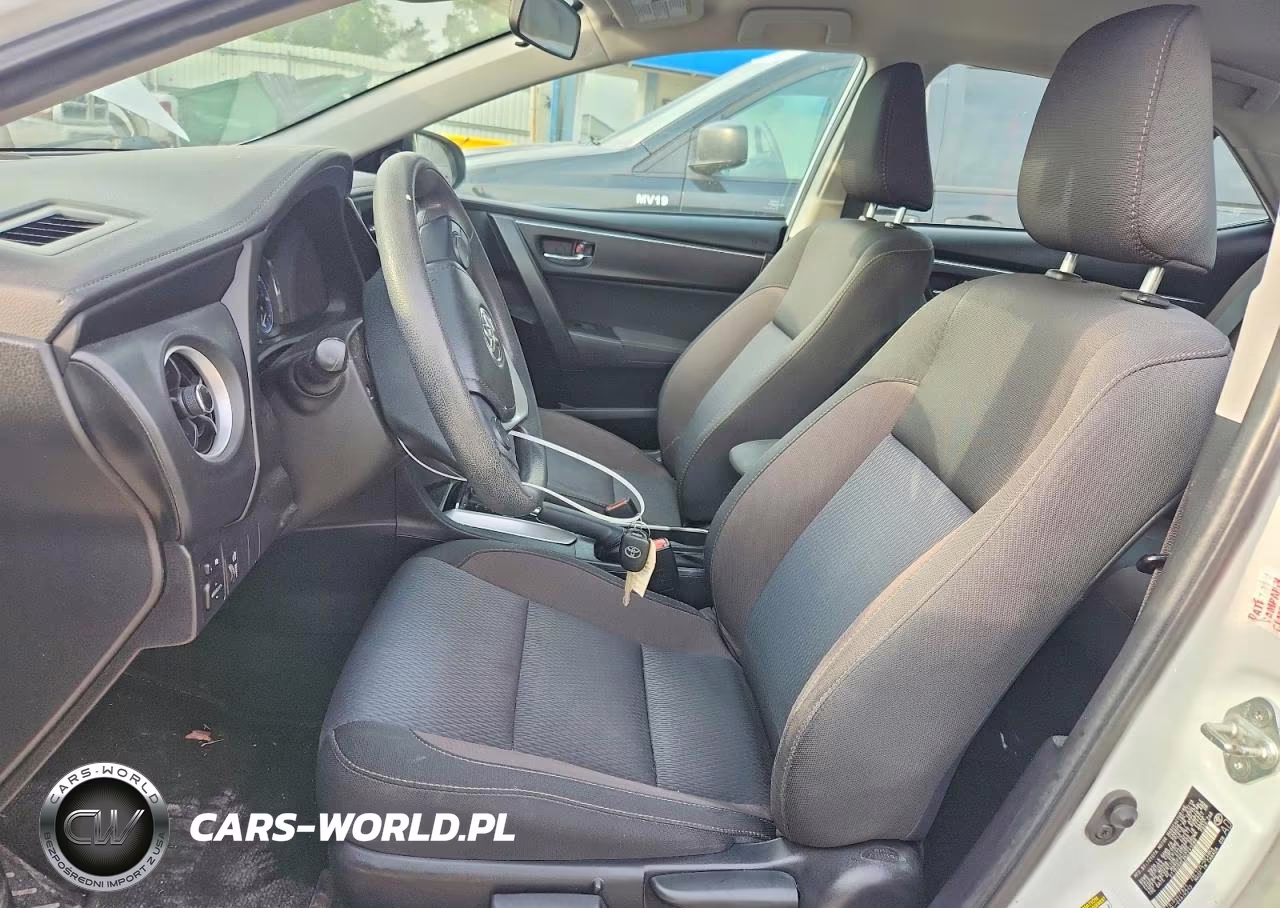2019 Toyota Corolla Le VIN:2T1BURHEXKC241588 - 7