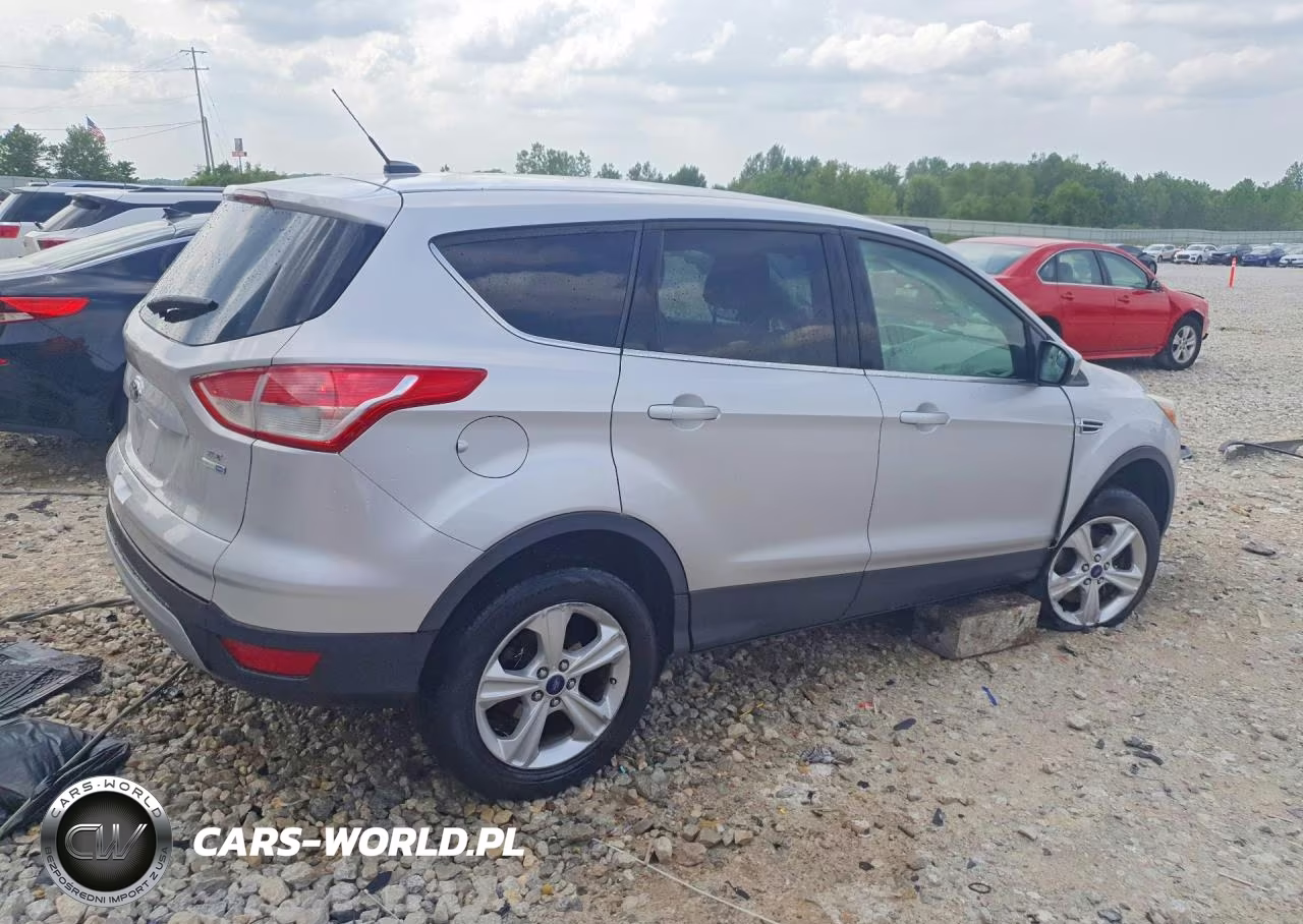 2015 Ford Escape Se VIN:1FMCU9GX3FUA23410 - 3