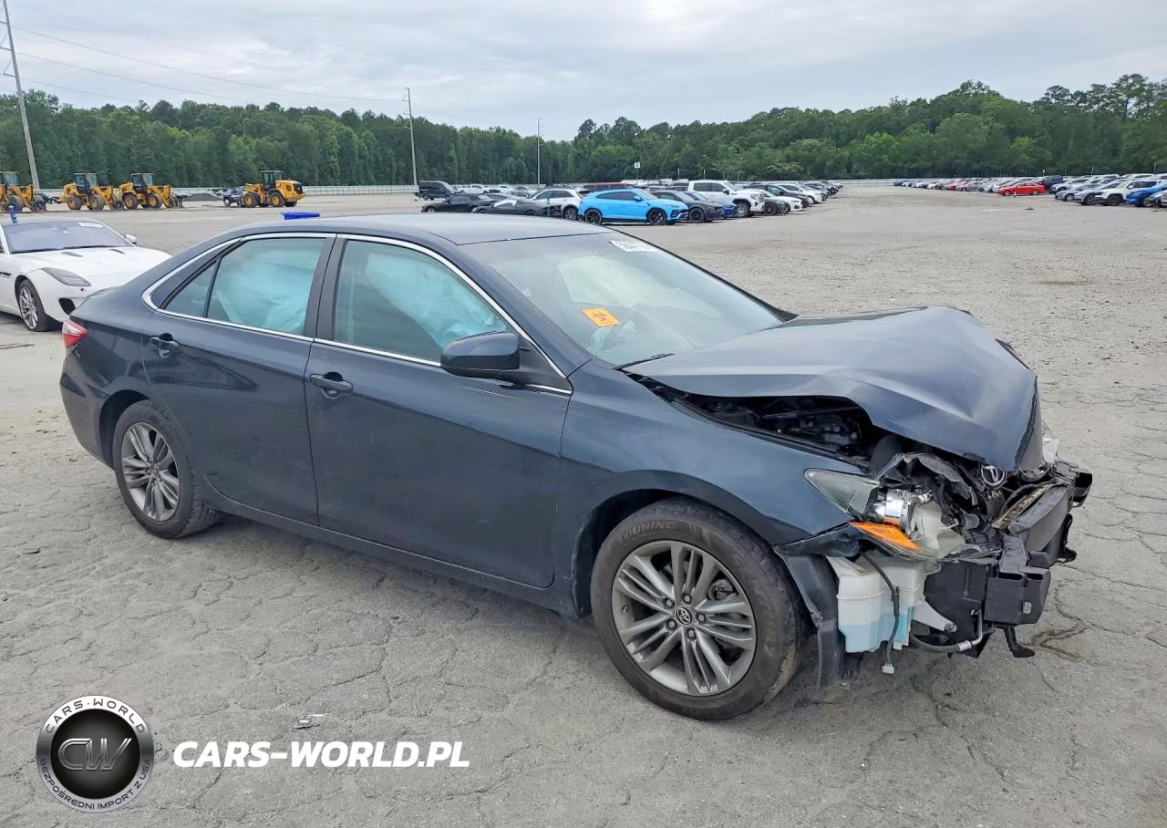2015 Toyota Camry Se VIN:4T1BF1FK7FU970883 - 4