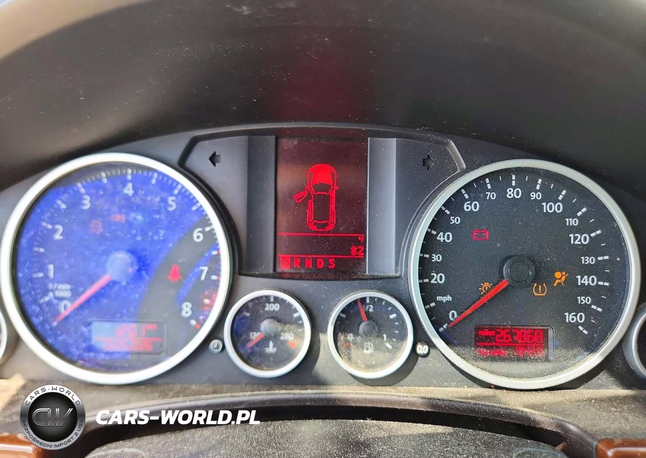 2008 Volkswagen Touareg 2 V6 VIN:WVGBE77L08D072335 - 9