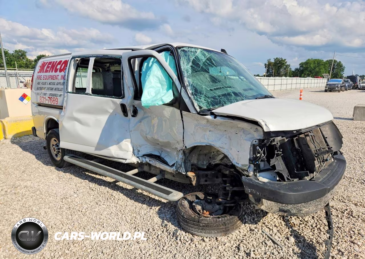 2019 GMC Savana G2500 VIN:1GTW7AFG4K1363611 - 4