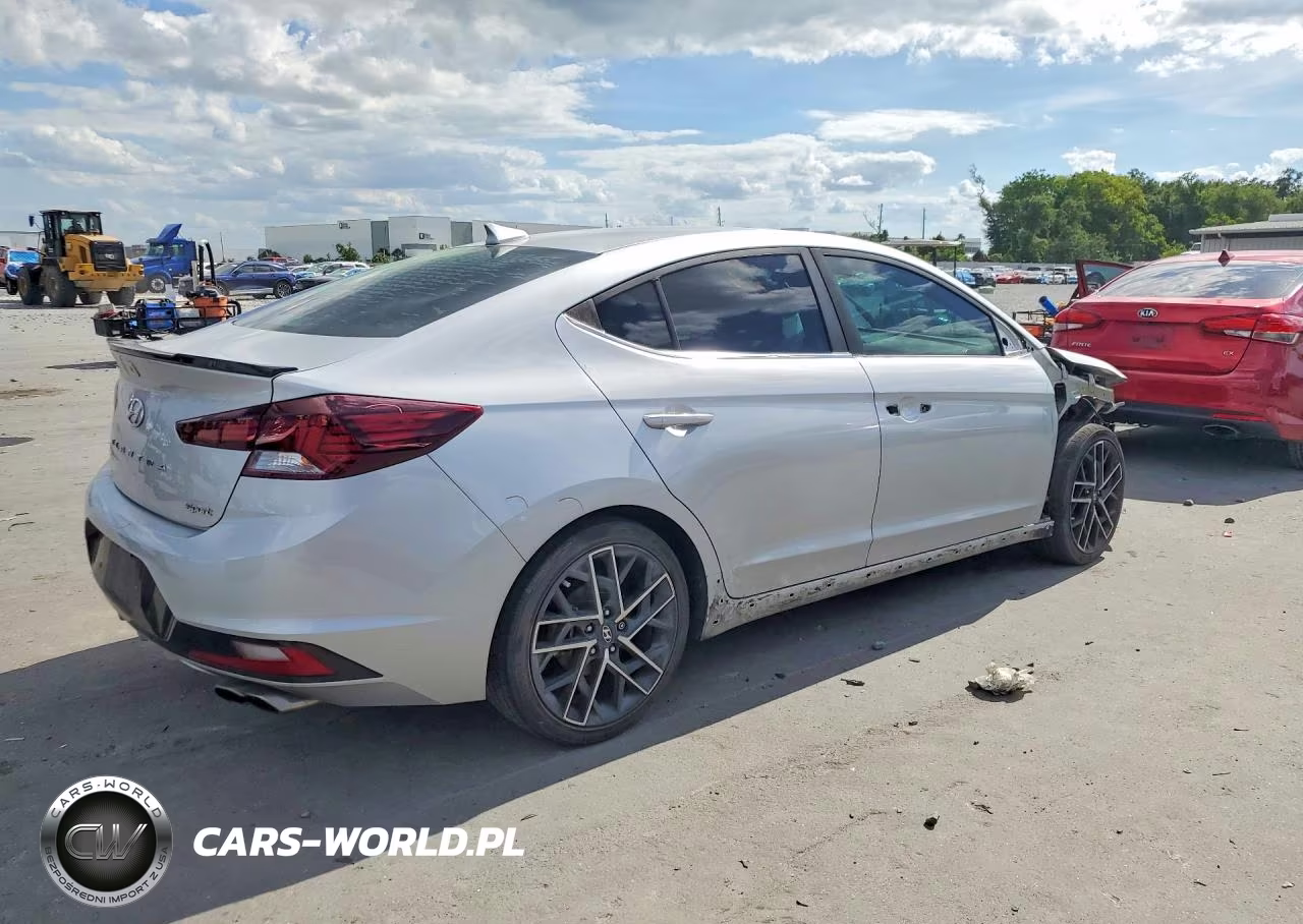 2019 Hyundai Elantra Sport VIN:KMHD04LB9KU813169 - 3