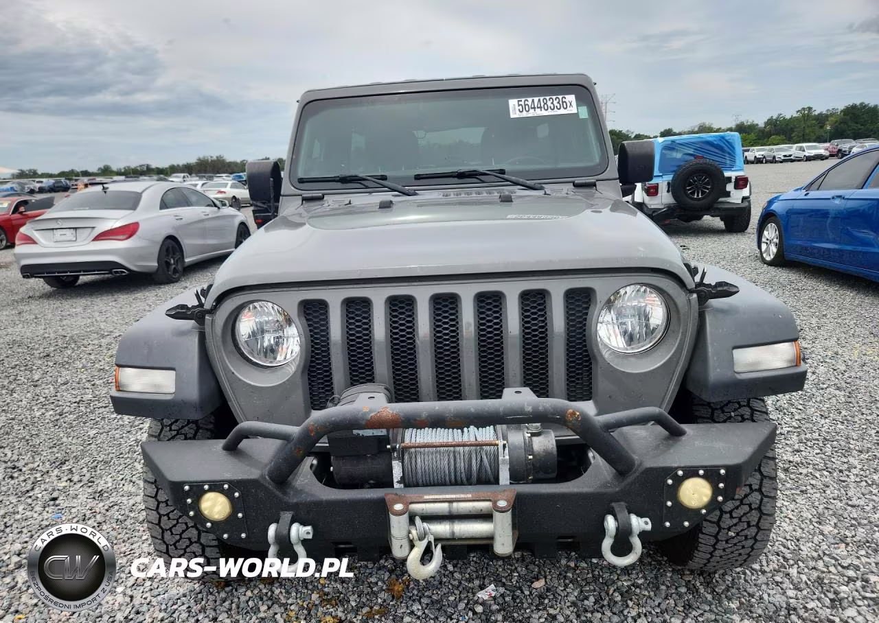 2018 Jeep Wrangler Unlimited Sport VIN:1C4HJXDNXJW207539 - 5