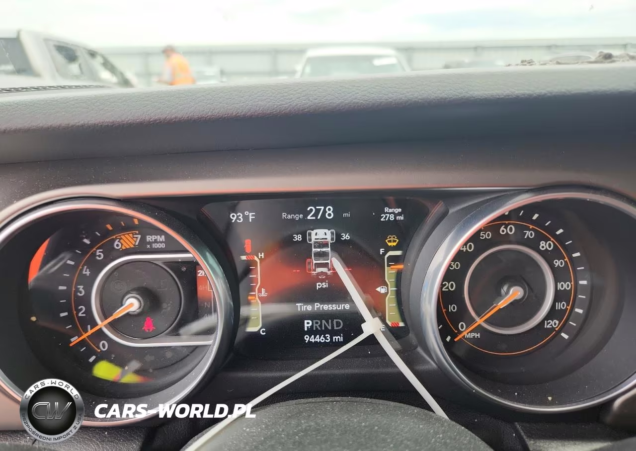 2018 Jeep Wrangler Unlimited Sport VIN:1C4HJXDNXJW207539 - 9