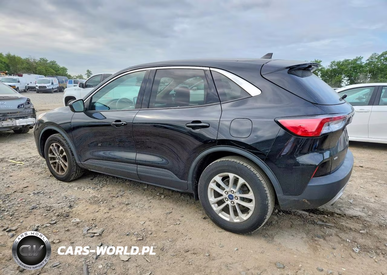 2020 Ford Escape 4D Se VIN:1FMCU9G64LUB96355 - 2