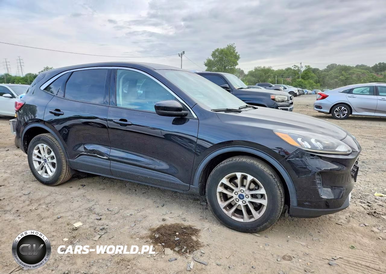 2020 Ford Escape 4D Se VIN:1FMCU9G64LUB96355 - 4