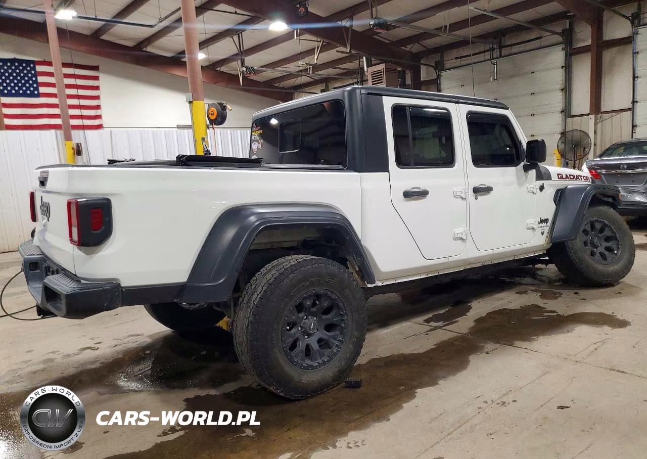 2020 Jeep Gladiator Sport VIN:1C6JJTAGXLL109557 - 3