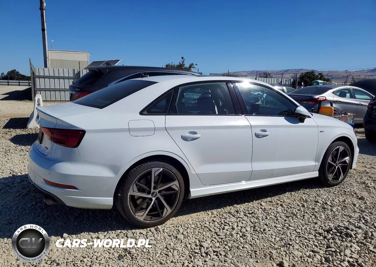 2020 Audi A3 S-Line Premium VIN:WAUBEGFF3LA100233 - 3