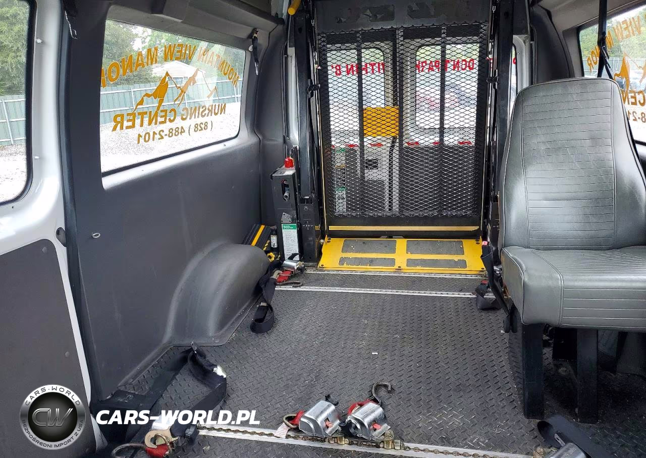 2012 Ford Econoline E250 Van VIN:1FTNE2EW4CDB18002 - 10