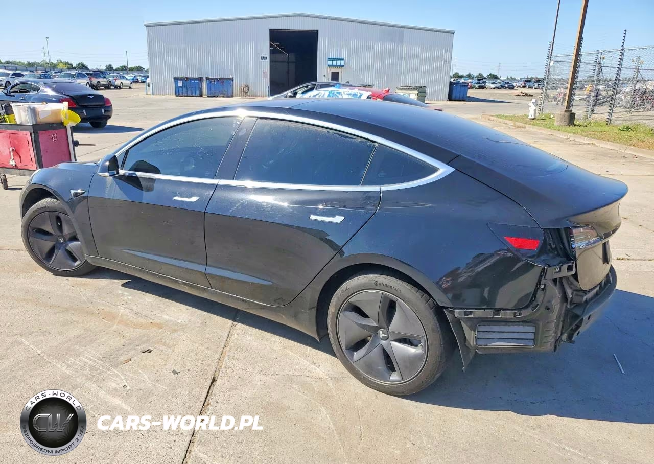 2018 Tesla Model 3 VIN:5YJ3E1EA8JF172768 - 2