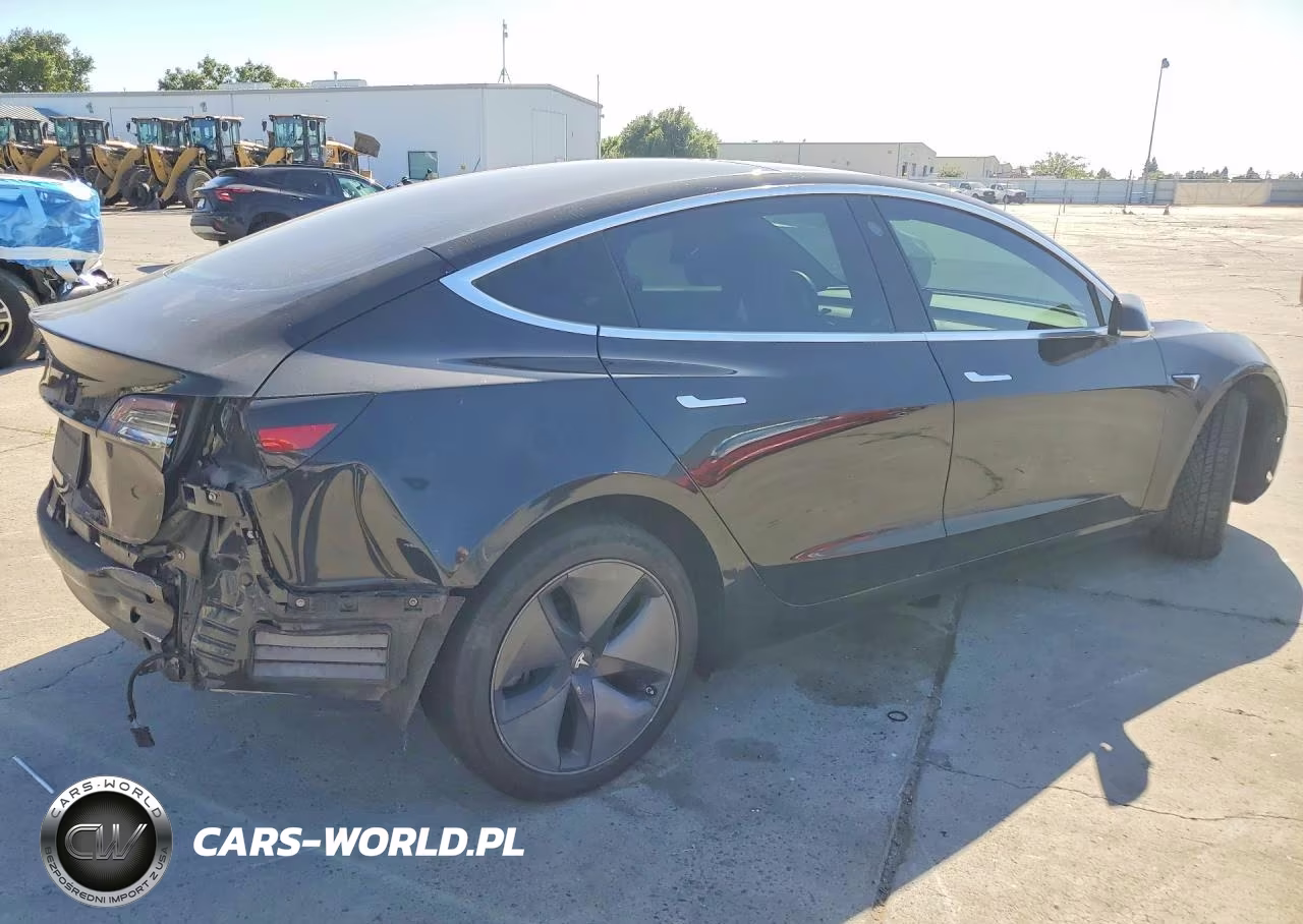 2018 Tesla Model 3 VIN:5YJ3E1EA8JF172768 - 3